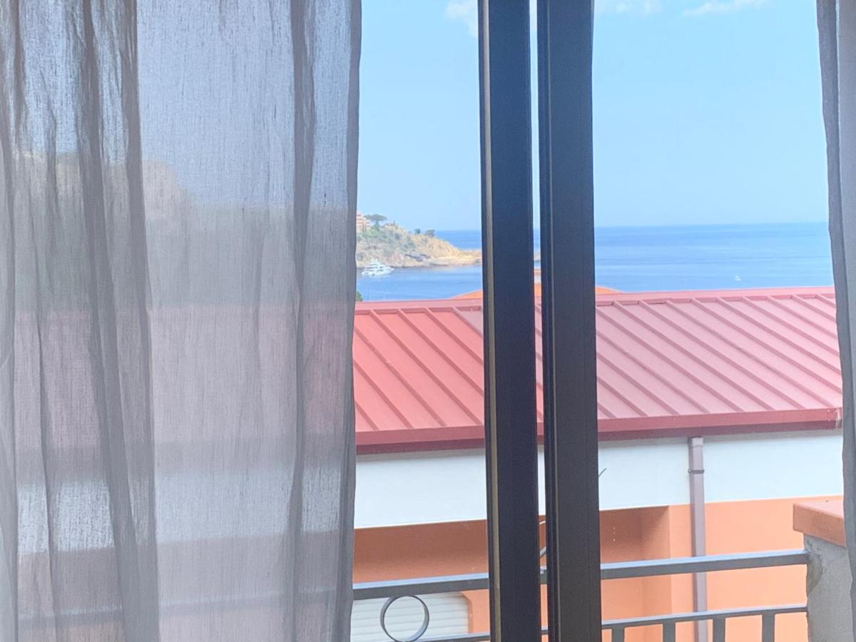Residence La Fenice Ff Giardini Naxos Exterior photo