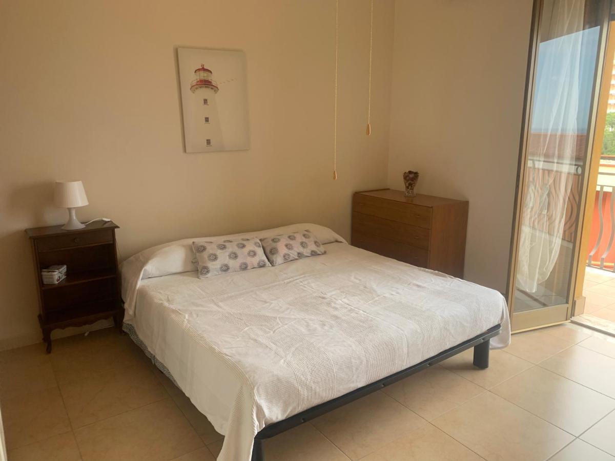 Residence La Fenice Ff Giardini Naxos Exterior photo